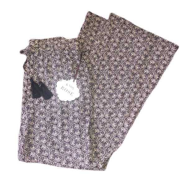 Knox Rose Women's Mid-Rise Wide Leg Pants - Picture 8 of 8